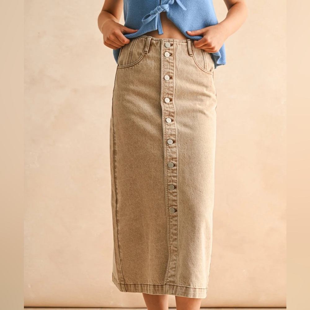 Vintage Button-Front Midi Tan Denim Skirt